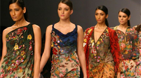 Oversized, relaxed fashion at WIFW