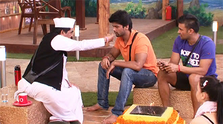 Kushal asked to quit Bigg Boss 7 