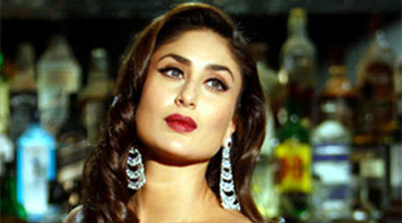 Kareena unveils Malabar Golds online store