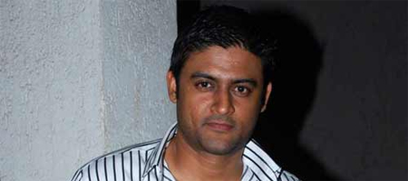 Manav Gohil believes in sticking around