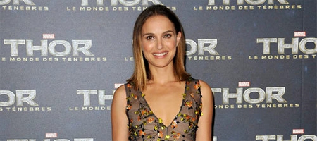 Glam up ponytail the Natalie Portman way