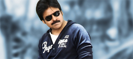 Pawan gets emotional regarding piracy