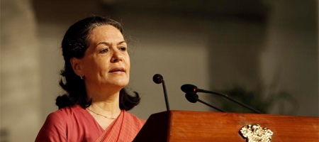 Sonia anguished over Manna Deys passing away