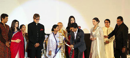 Cant do without you: Mamata to Bachchan clan