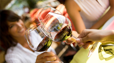 Sip red wine for healthy heart, brain