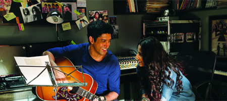 Farhan appreciated in Shaadi Ke... trailer