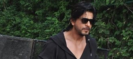 SRK turns 48, wants rebirth as actor