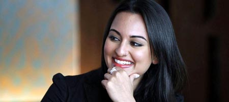 Sonakshi Sinha in Okkadu remake 