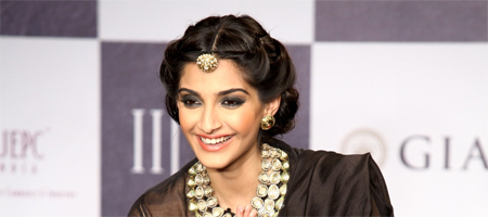 Sonam in search of quirky name for clothing line