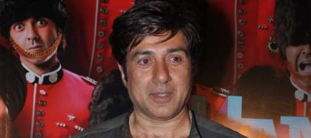 Filmdom going through a strange phase: Sunny Deol