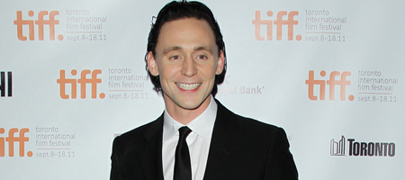 Tom Hiddleston avoids social media