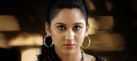 Mia debuts in Tamil with Amara Kaaviyam