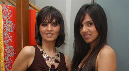 I cant imitate moms designs: Nishka on Neeta Lulla