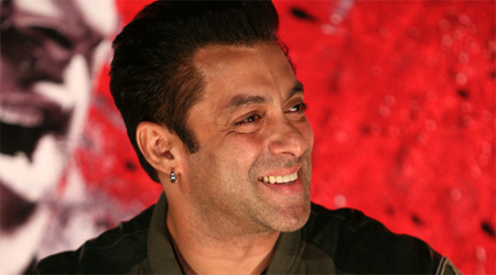 Salman Khan unveils Jai Hos trailer