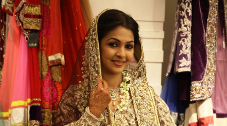 Kirti to flaunt Rs.75 lakh wedding outfit in ...Nandini