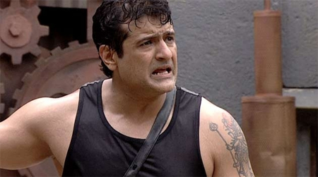 Armaan Kohli arrested from Bigg Boss Saath 7 house