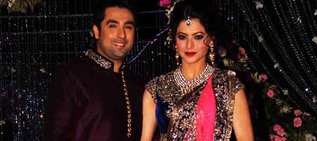 Friends from B Town attend Aamna Sharifs reception
