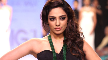 Sobhita wins Miss Photogenic sub contest of Miss Earth 2013 
