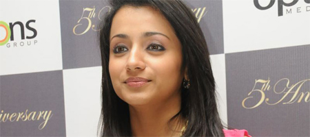 Trisha new ambassador of CCL team Chennai Rhinos