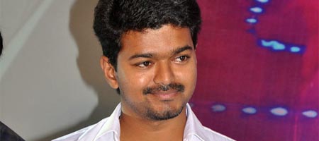 Vijay respects seniority over popularity: Director Nesan