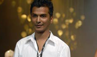 Vikram Phadnis to showcase non glamorous line at LFW
