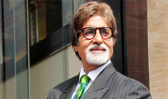 Big B fasts Anna style for Satyagraha 