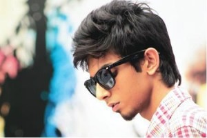 Muni 3 goes to Anirudh