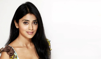 I felt very safe in Deepa Mehtas hands: Shriya Saran