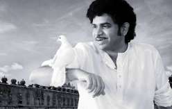 Premgi Amarens double role in Manga