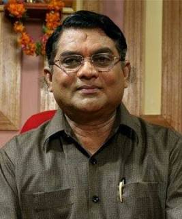 Jagathy Sreekumar faces camera