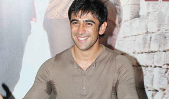 Amit Sadh signs Disney UTVs romantic comedy