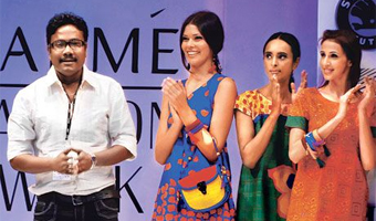Designer Soumitra brings weavers magic at LFW