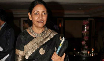 Deepti Naval upset with media, slams it on Facebook, Twitter