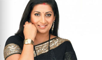Smriti Irani refuses to play nautch girl in TV show