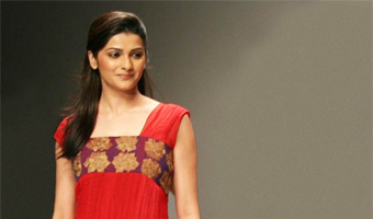 I enjoy pottery, balloon sculpting: Prachi Desai