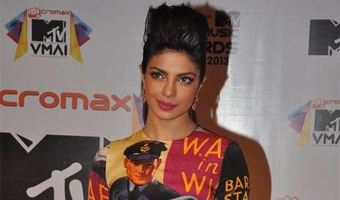 Priyanka hopes for respite for Sanjay Dutt