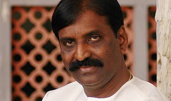 Lyricist Vairamuthu wins Ilakkiya Chinthanai award