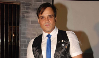 Not scared of ghosts, says Yash Tonk