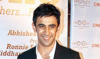 Its social networking time for Amit Sadh