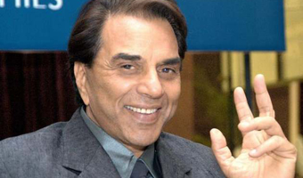 I want to be in peoples hearts, not in peoples minds: Dharmendra