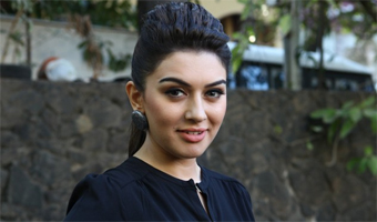 Hansika laughs off link up rumours with Simbu 