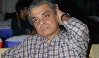 Children going back to reading books: Filmmaker Sandip Ray