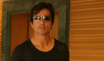 Sonu Sood recalls struggling days