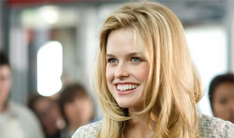 Alice Eve believes in aliens