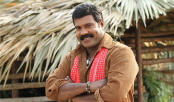 Kalabhavan Mani surrenders, released on bail