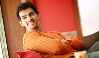 Karan Grover wants sleek, stylish movie on Byomkesh Bakshi