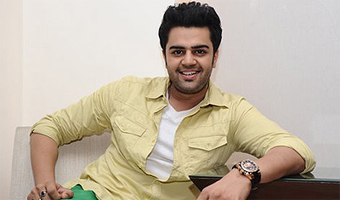 Anchoring not stepping stone to movies: Manish Paul