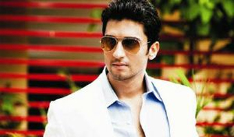 Manish Raisinghani eyes Bollywood