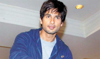 Shahid completes 10 years in filmdom, thanks fans