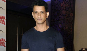 Rekha is an ageless beauty: Sharman Joshi